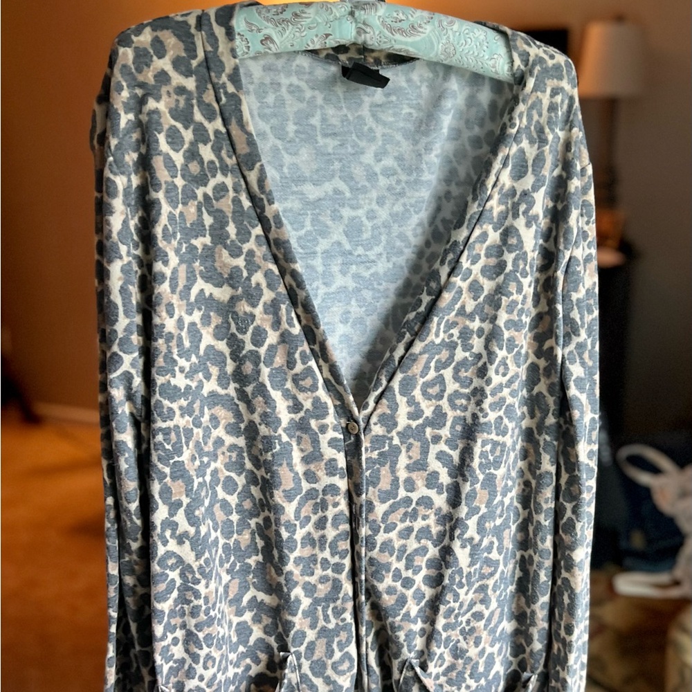 Agnes and Dora XXL leopard sweater